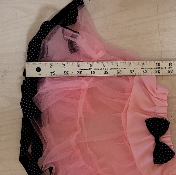 Girls strawberry color tutu - Picture 5 of 5